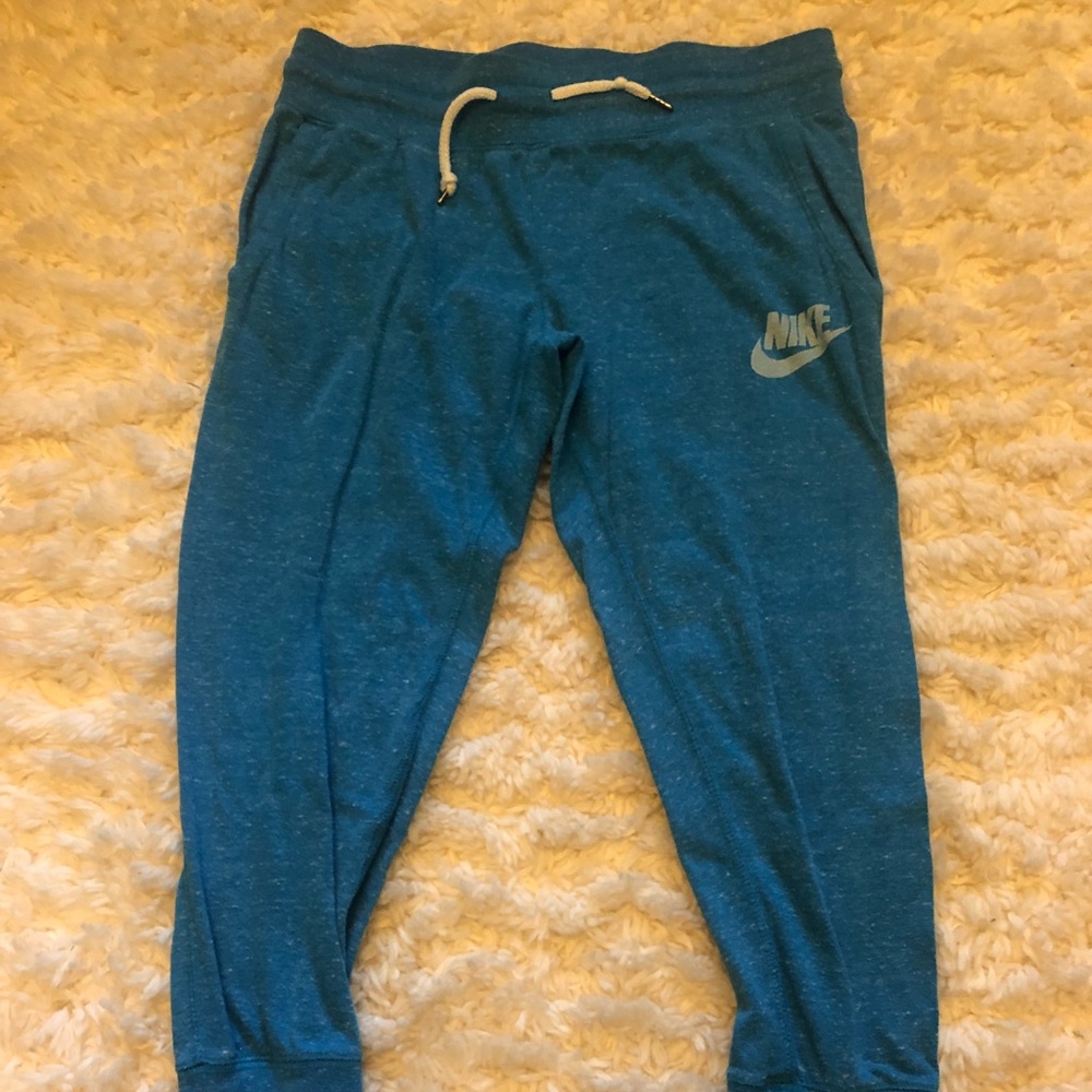 Nike crop joggers